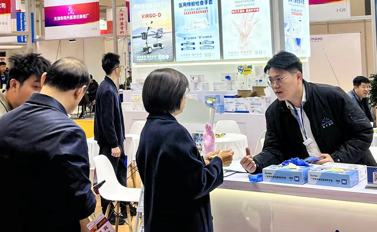 yp街机医疗亮相第52届中国国际医疗器械（山东）博览会